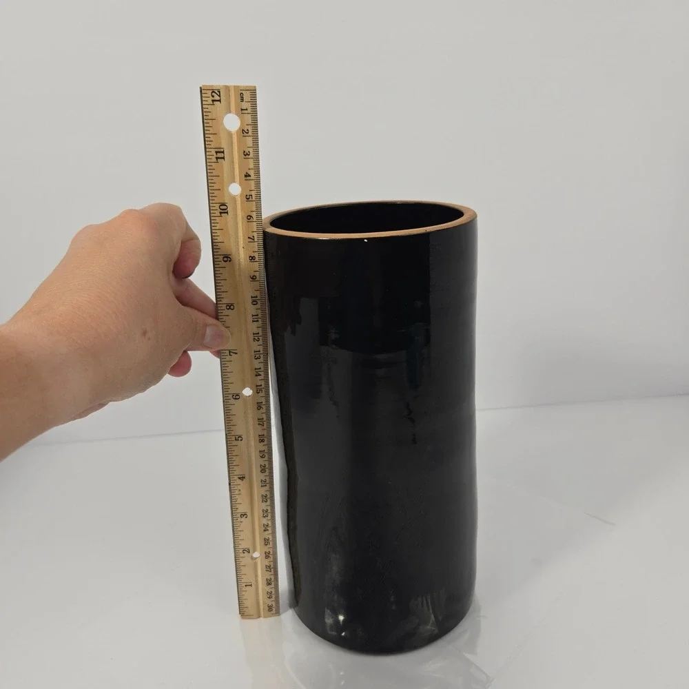 Chiminazzo Italy Postmodern Black Terracotta Geometric Cylinder Vase Signed